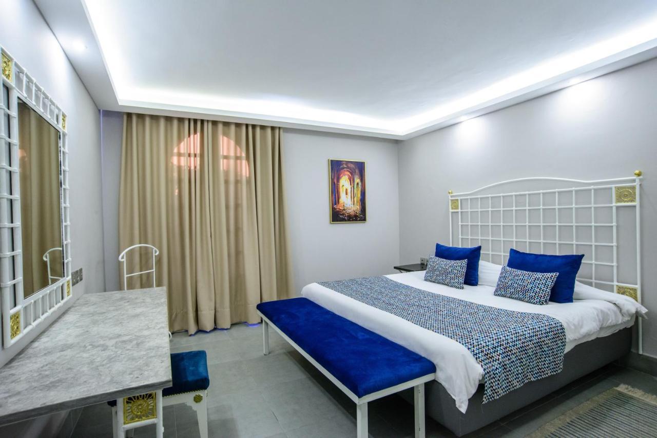 Suites Hotel Les Charmilles & Spa La Marsa Exterior photo